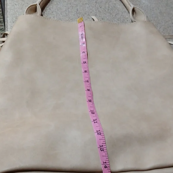 Chic Fringe Beige Shoulder Bag - Picture 4 of 10